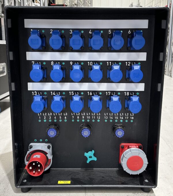 Type HP318 Distro (63A/3 - 18x 16A/1, 3x Socapex, 63A/3 through)