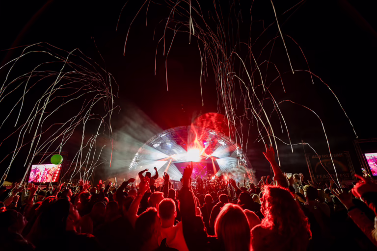 Main stage with confetti SFX